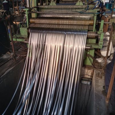 Spiegeloppervlak AISI 304 roestvrij staal strip spoelen 24ga Slit Mill Edge